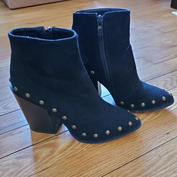 Suede studded booties - Picture 2 of 3